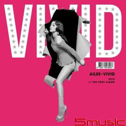 第一張專輯「VIVID」(韓國進口版)