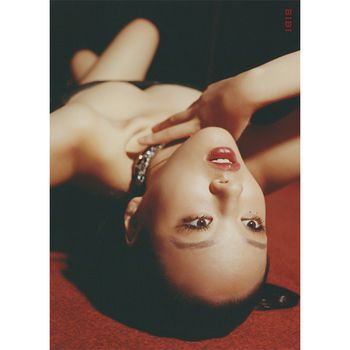 (1版)第一張正規專輯「Lowlife Princess: Noir」(韓國進口版)