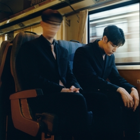 MADNESS ALWAYS TURNS TO SADNESS(韓國進口版)