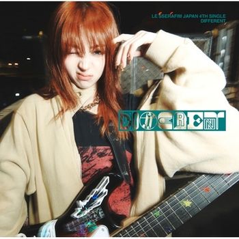 DIFFERENT(HUH YUNJIN)(日本進口初回限定盤)