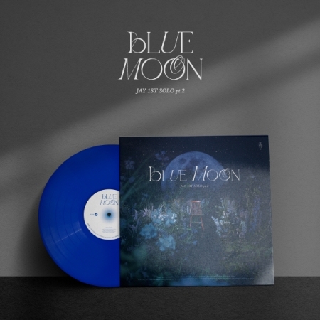 第一張SOLO專輯pt.2「BLUE MOON」(韓國進口版黑膠LP)